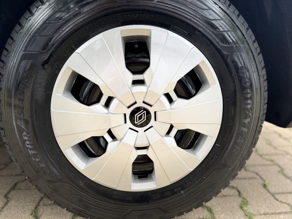 Renault Master Exposé-Bild 35