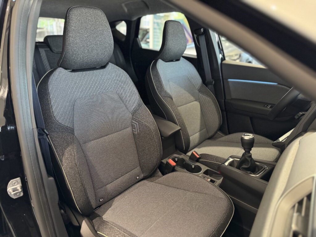 Renault Captur Exposé-Bild 5