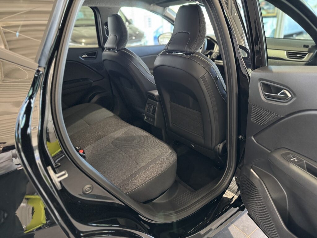 Renault Captur Exposé-Bild 8