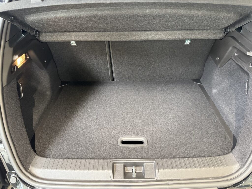 Renault Captur Exposé-Bild 14