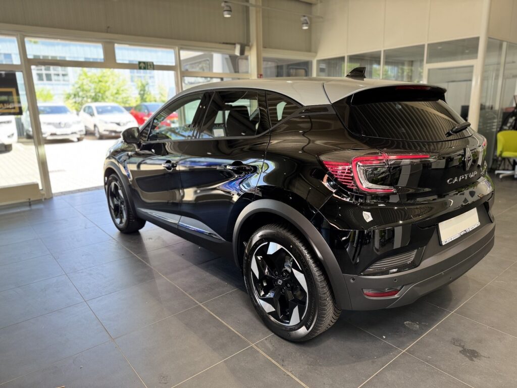 Renault Captur Exposé-Bild 17