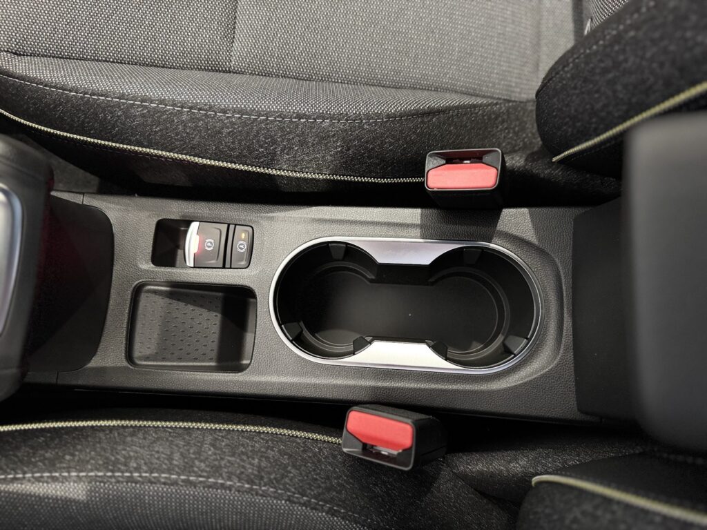 Renault Captur Exposé-Bild 36