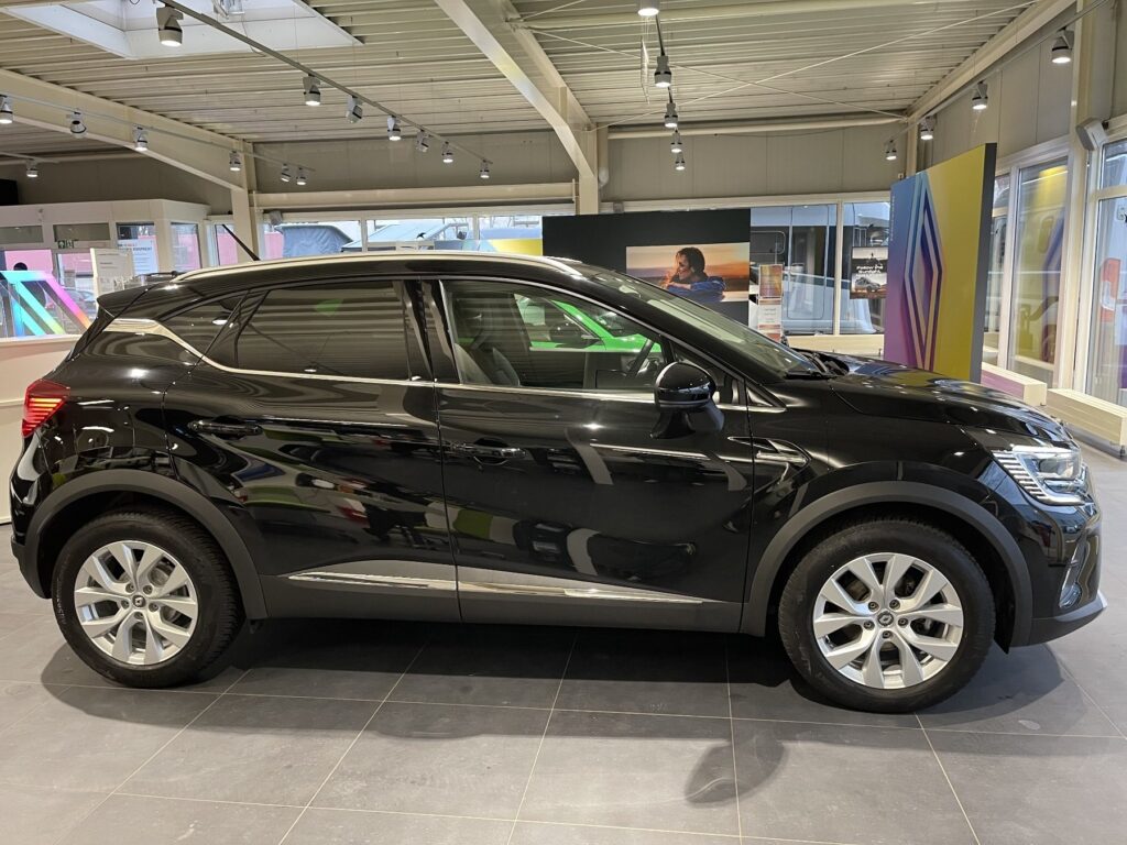 Renault Captur Exposé-Bild 10