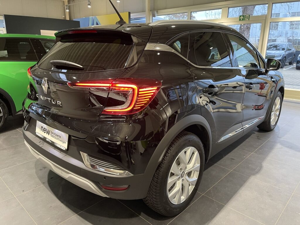 Renault Captur Exposé-Bild 19