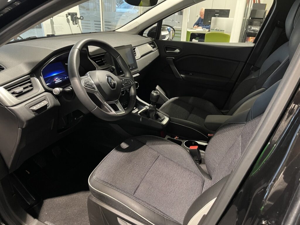 Renault Captur Exposé-Bild 29