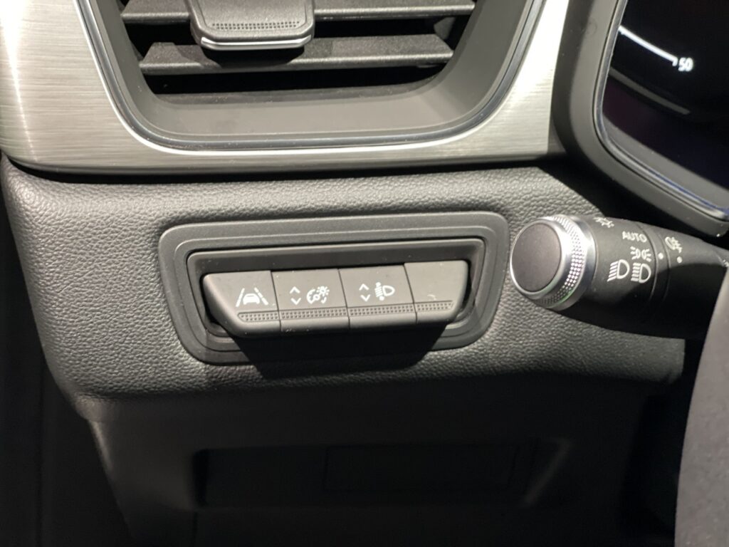 Renault Captur Exposé-Bild 31