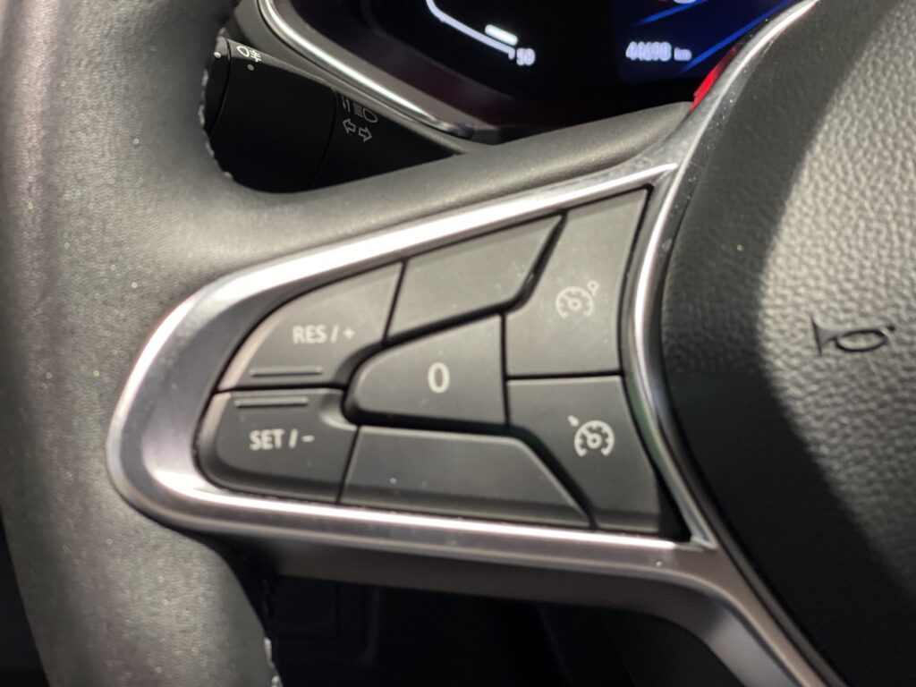 Renault Captur Exposé-Bild 34