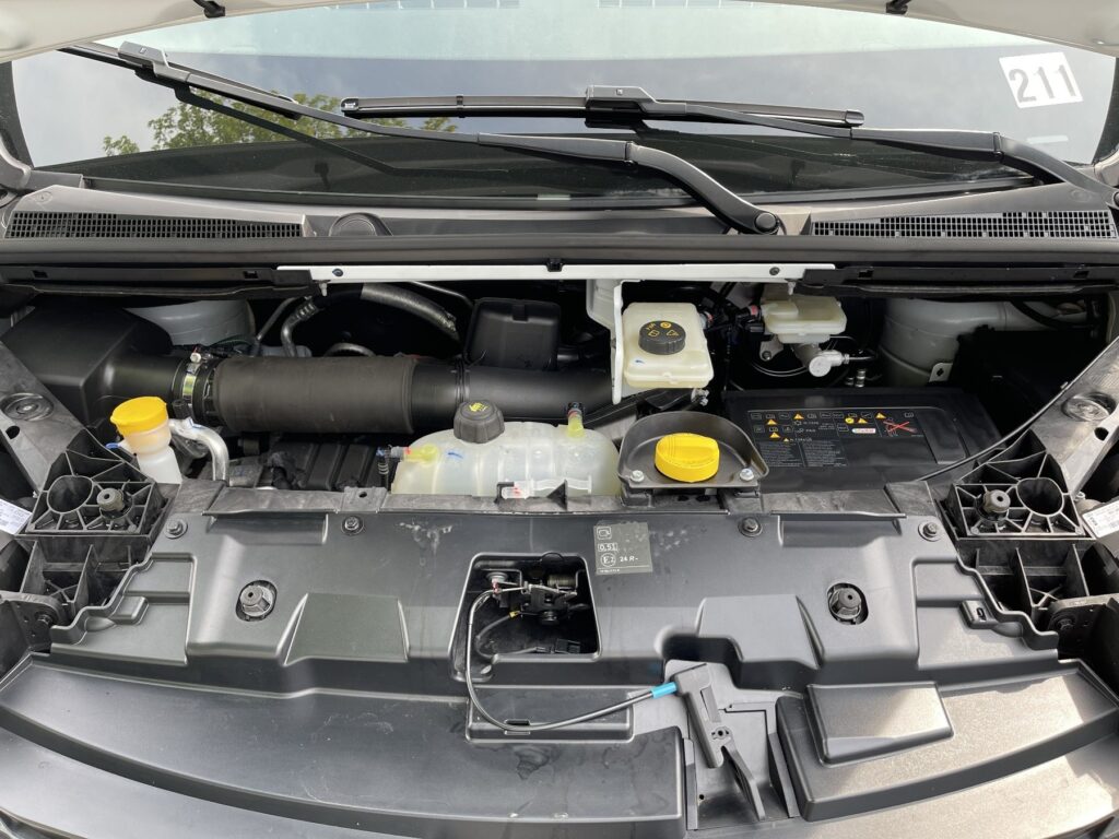 Renault Trafic Exposé-Bild 6