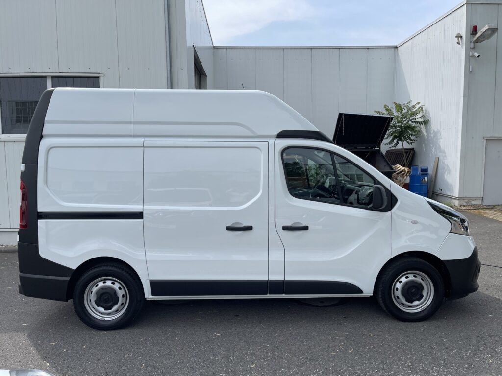 Renault Trafic Exposé-Bild 8