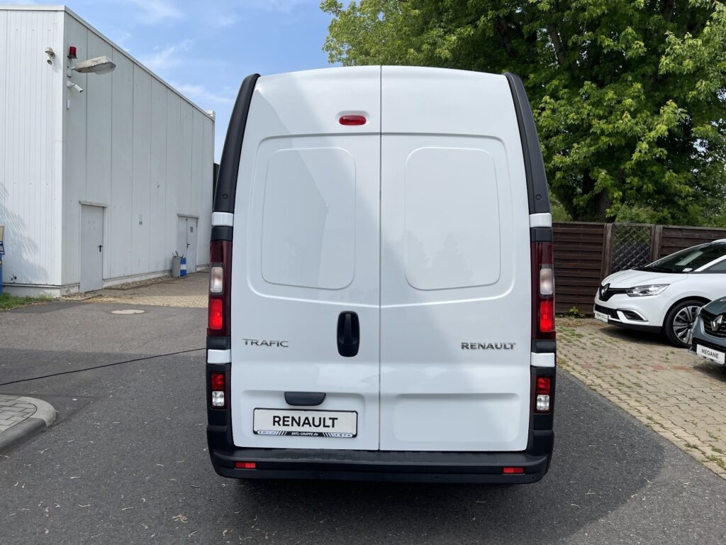 Renault Trafic Exposé-Bild 13