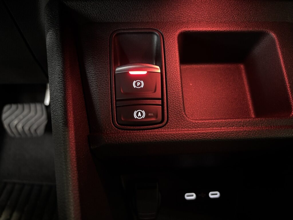 Renault R 4 Exposé-Bild 10
