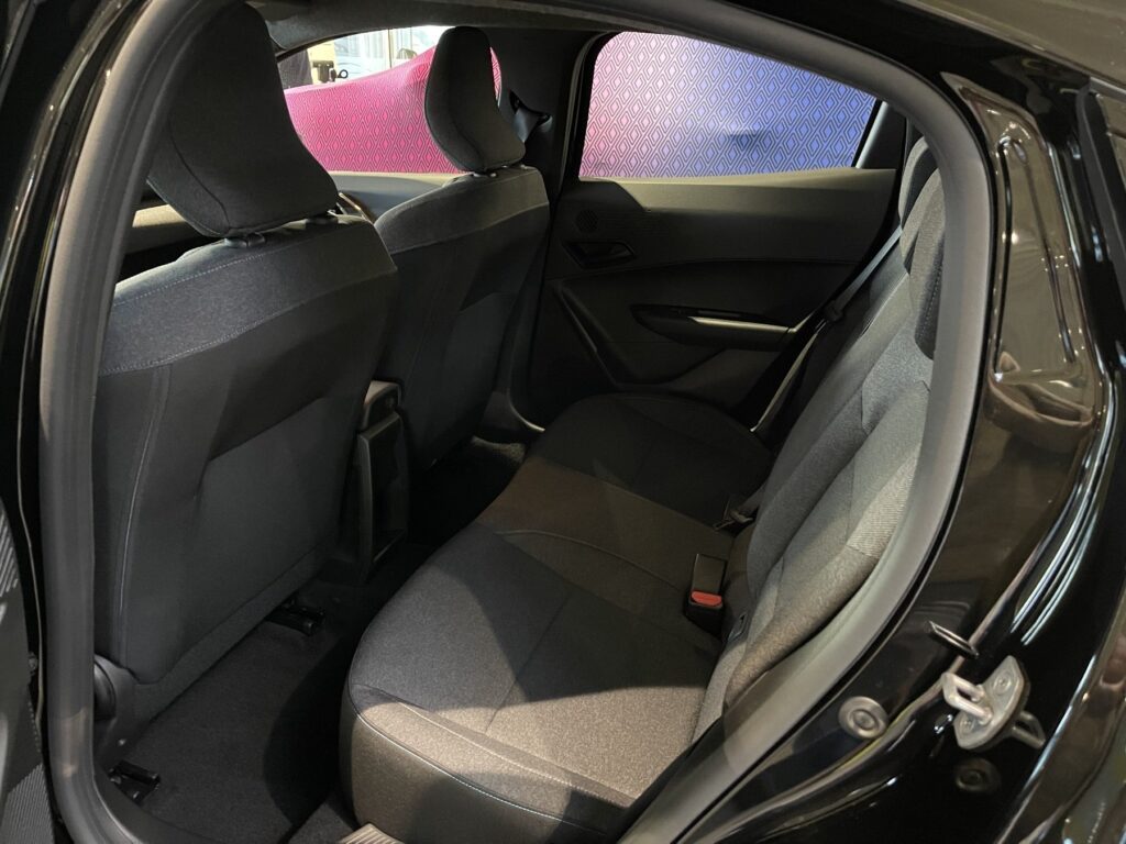 Renault Clio Exposé-Bild 31