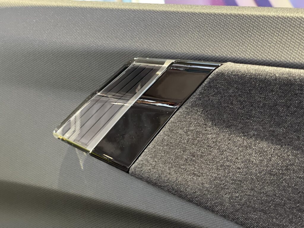 Renault Clio Exposé-Bild 47