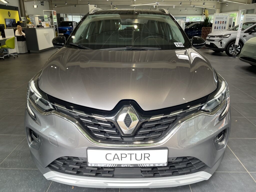 Renault Captur Exposé-Bild 3