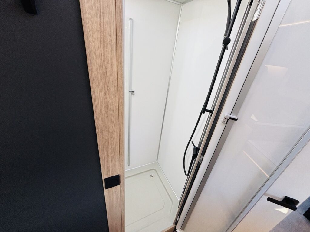 Frankia M-Line NEO Exposé-Bild 35