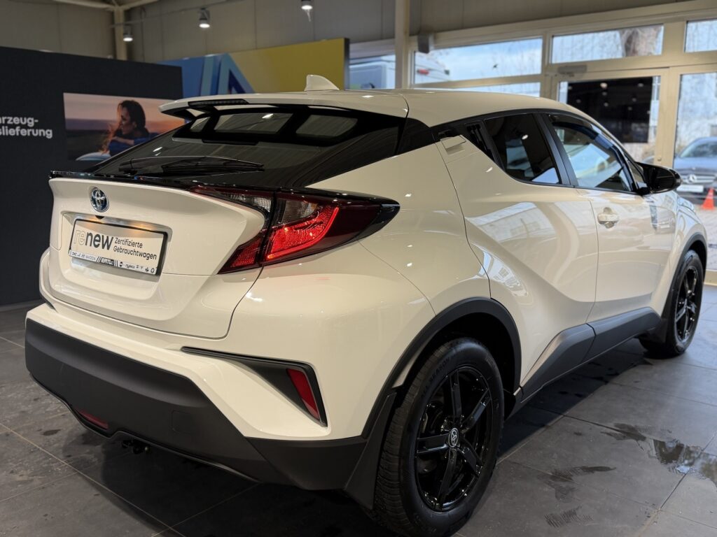 Toyota C-HR Exposé-Bild 9