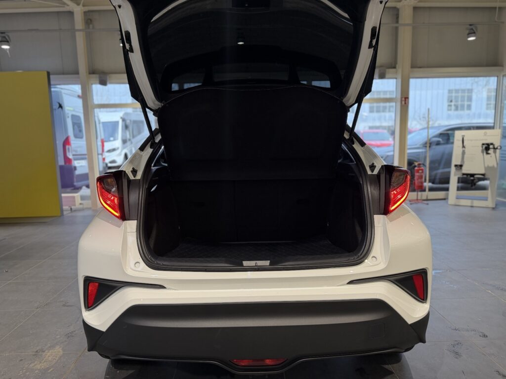 Toyota C-HR Exposé-Bild 11