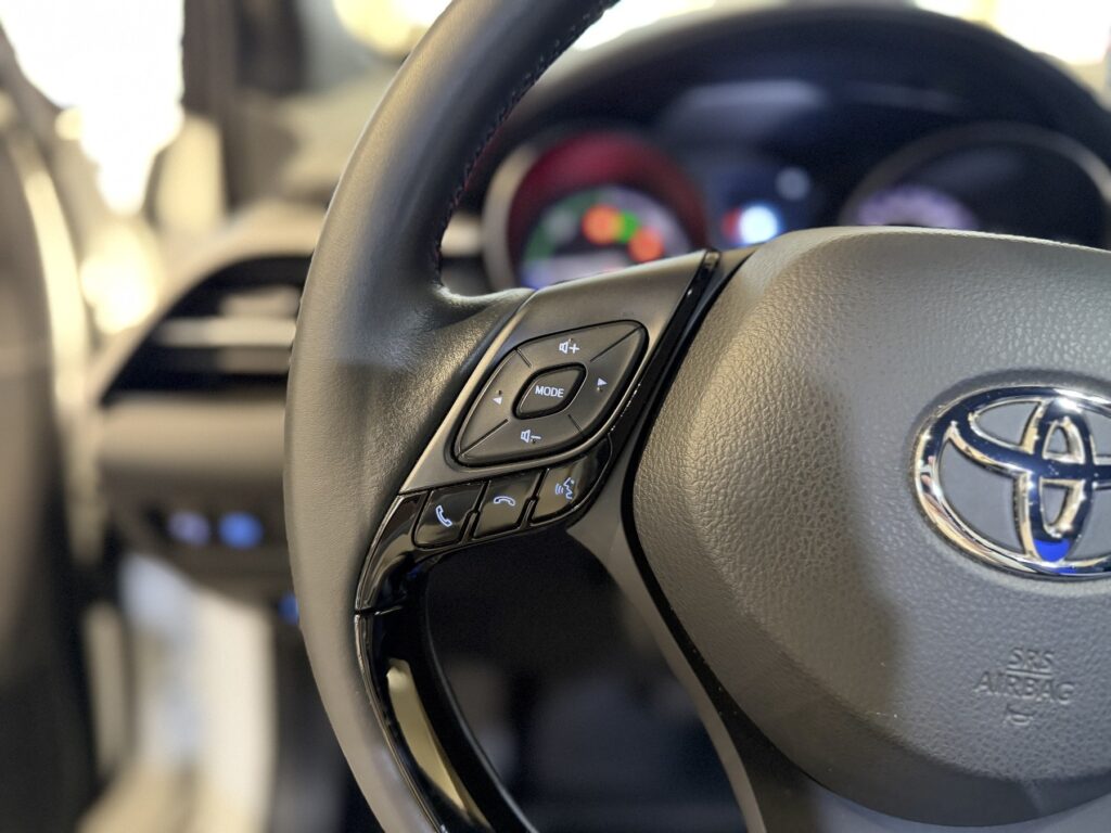 Toyota C-HR Exposé-Bild 18