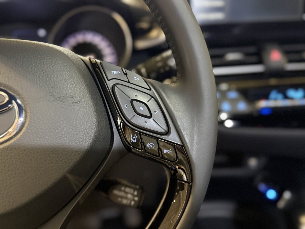 Toyota C-HR Exposé-Bild 19