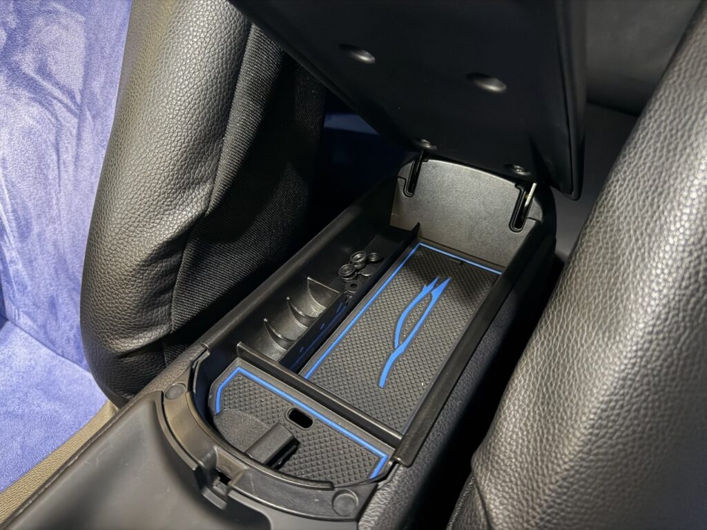 Toyota C-HR Exposé-Bild 29