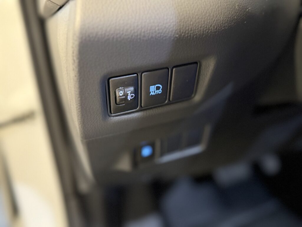 Toyota C-HR Exposé-Bild 33