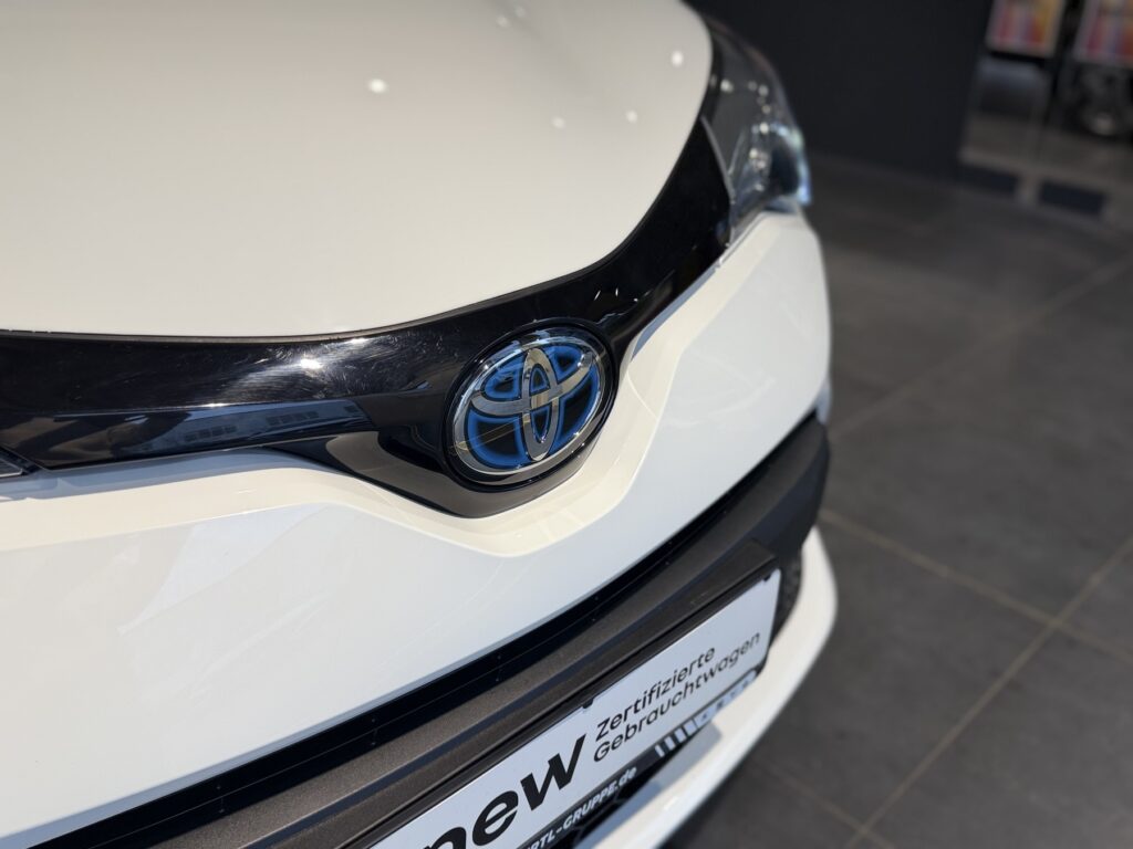 Toyota C-HR Exposé-Bild 40