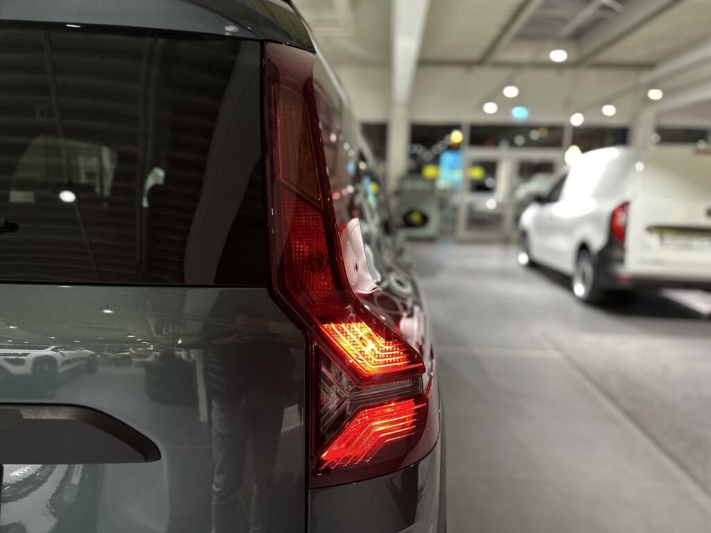 Dacia Jogger Exposé-Bild 15