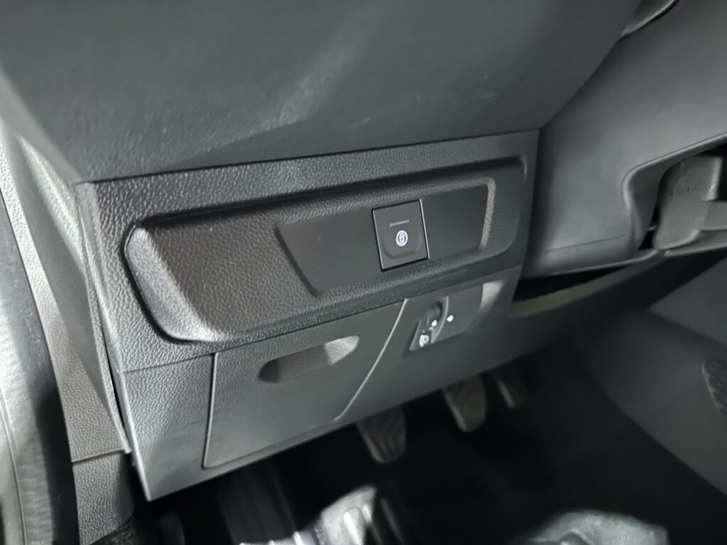 Dacia Jogger Exposé-Bild 34