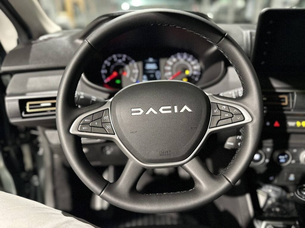 Dacia Jogger Exposé-Bild 37