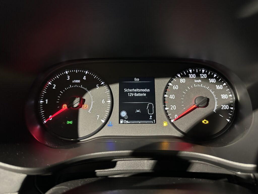 Dacia Jogger Exposé-Bild 42