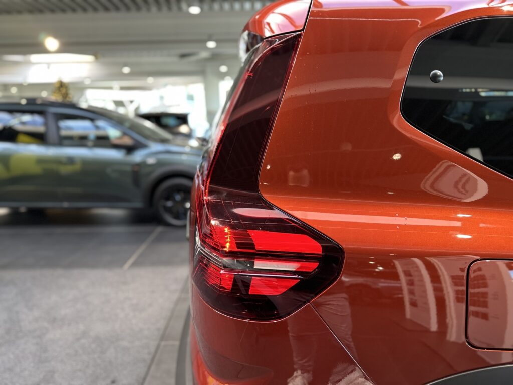 Dacia Jogger Exposé-Bild 10