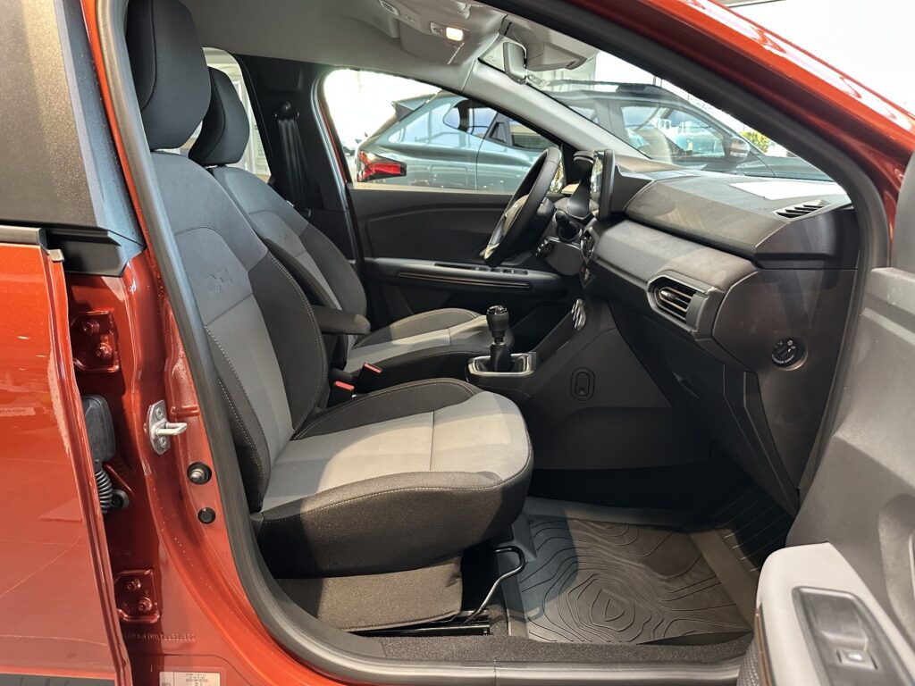Dacia Jogger Exposé-Bild 20