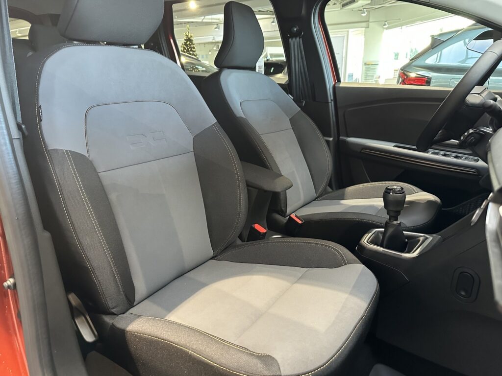 Dacia Jogger Exposé-Bild 23