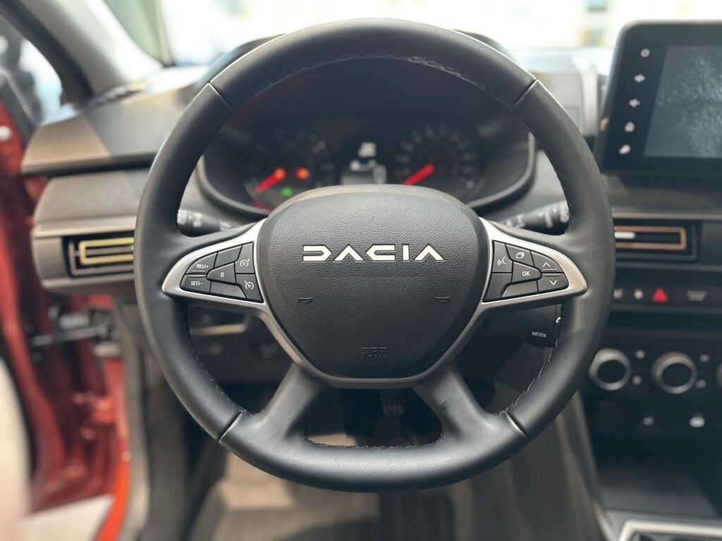 Dacia Jogger Exposé-Bild 33