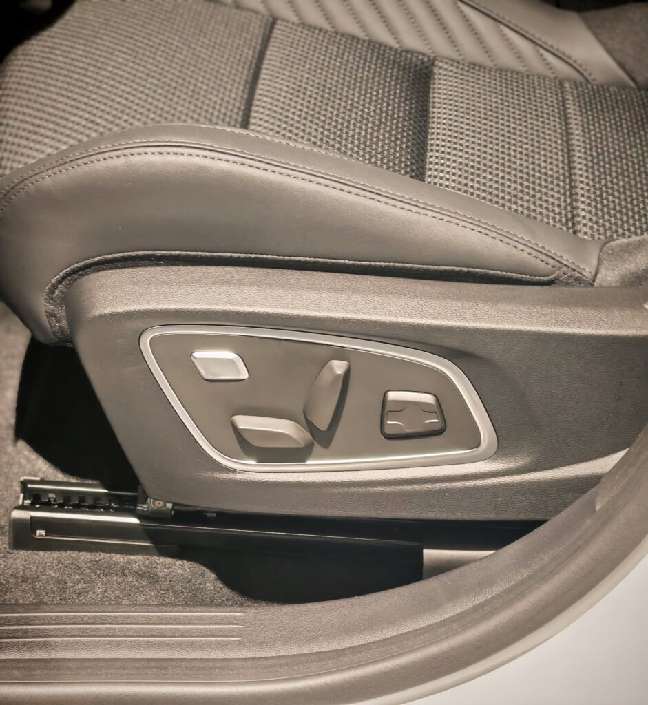 Renault Austral Exposé-Bild 33