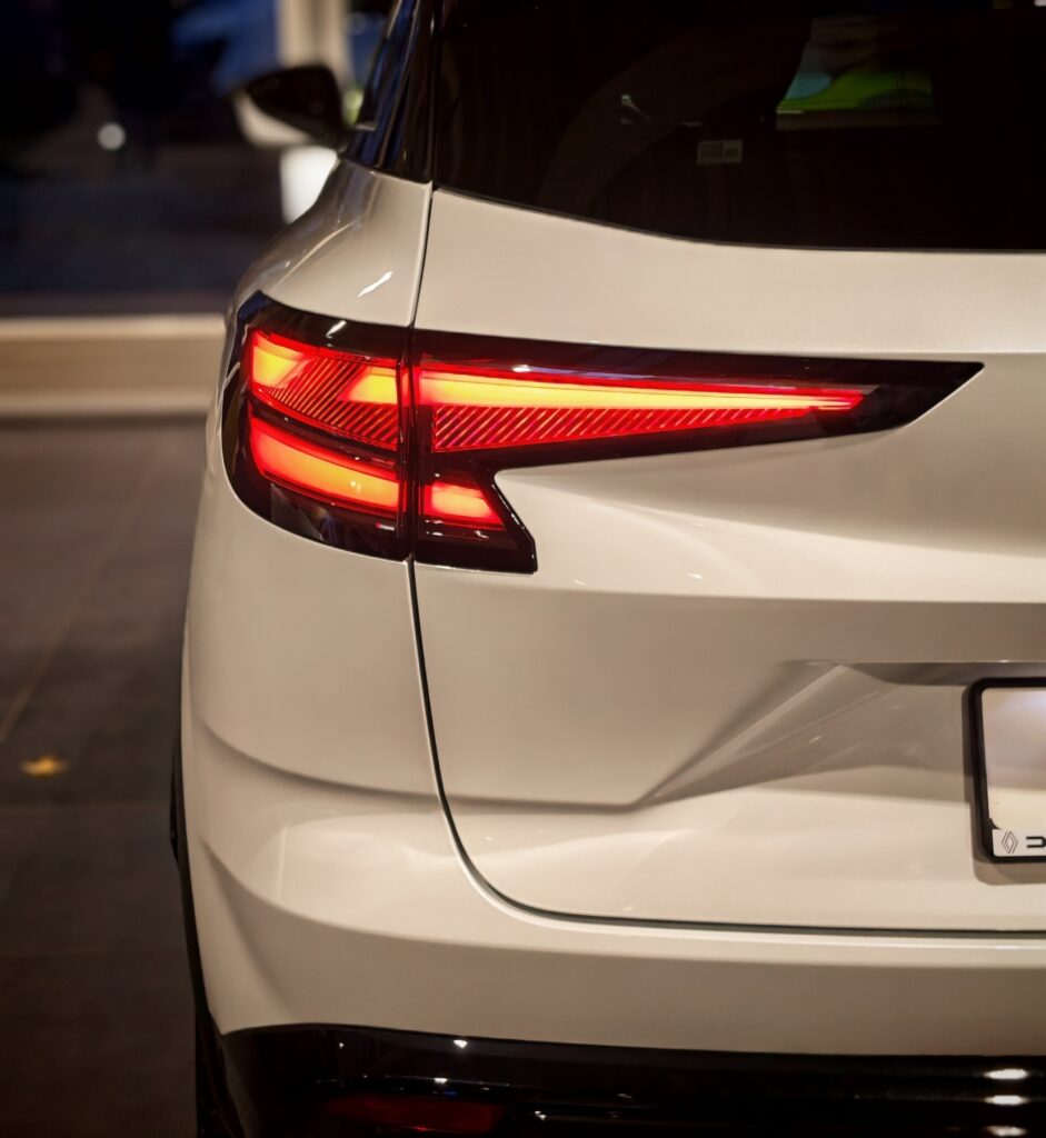 Renault Austral Exposé-Bild 37