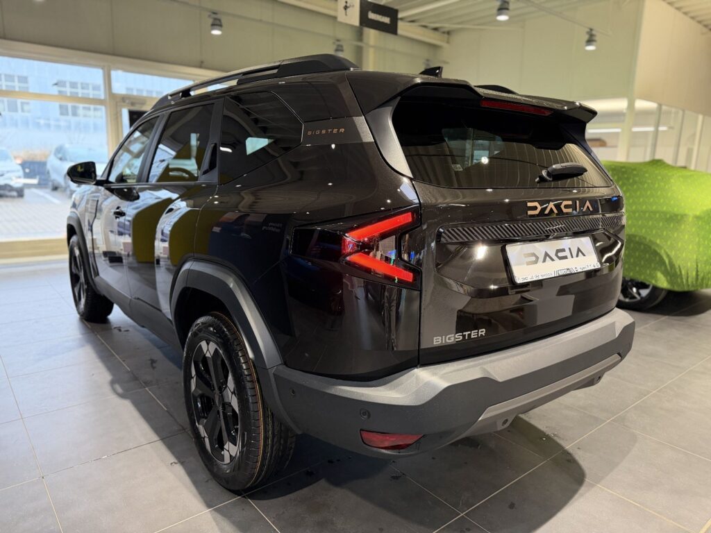 Dacia Bigster Exposé-Bild 14