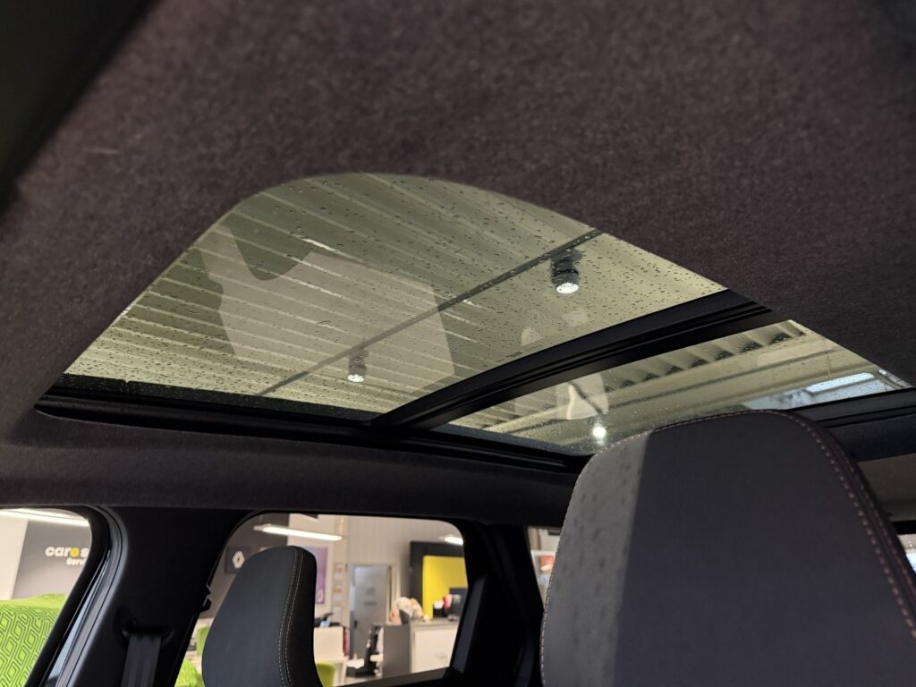 Dacia Bigster Exposé-Bild 35