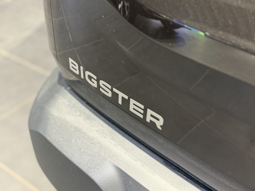 Dacia Bigster Exposé-Bild 49