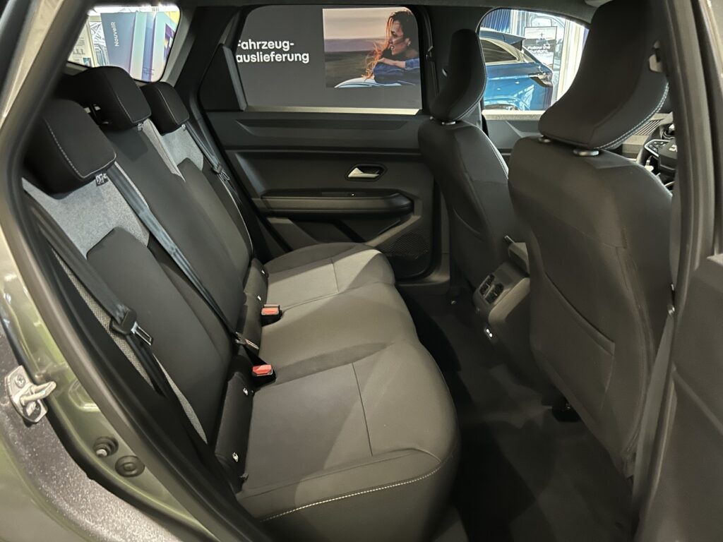 Dacia Bigster Exposé-Bild 7