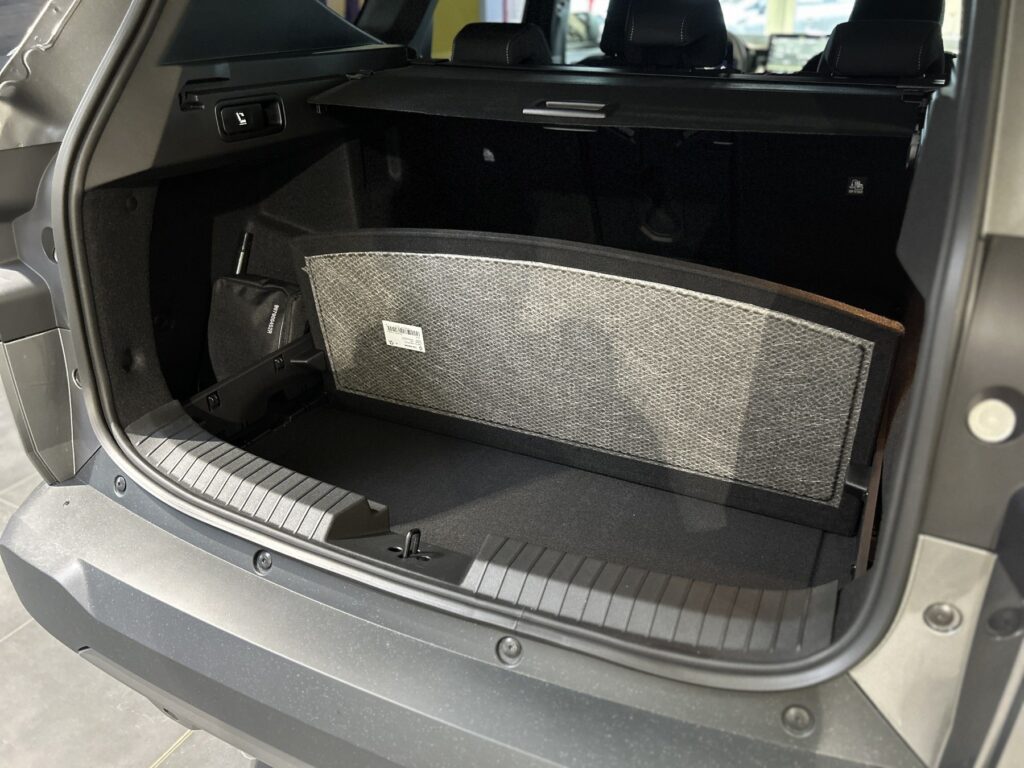 Dacia Bigster Exposé-Bild 12