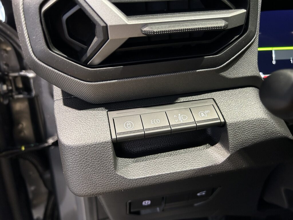 Dacia Bigster Exposé-Bild 29