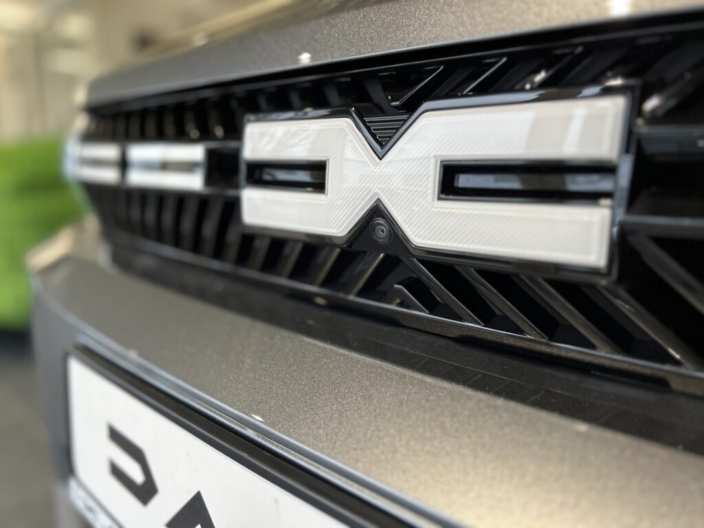 Dacia Bigster Exposé-Bild 39