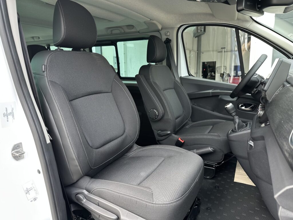 Renault Trafic Exposé-Bild 12