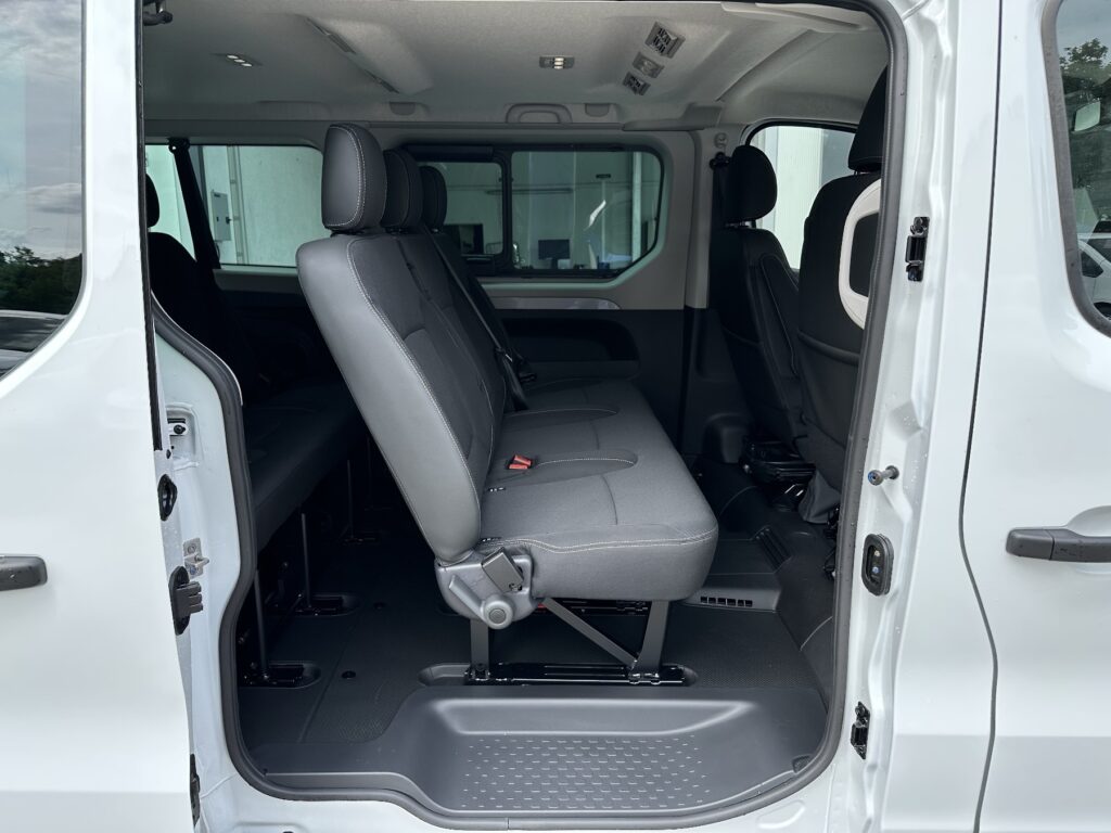 Renault Trafic Exposé-Bild 15