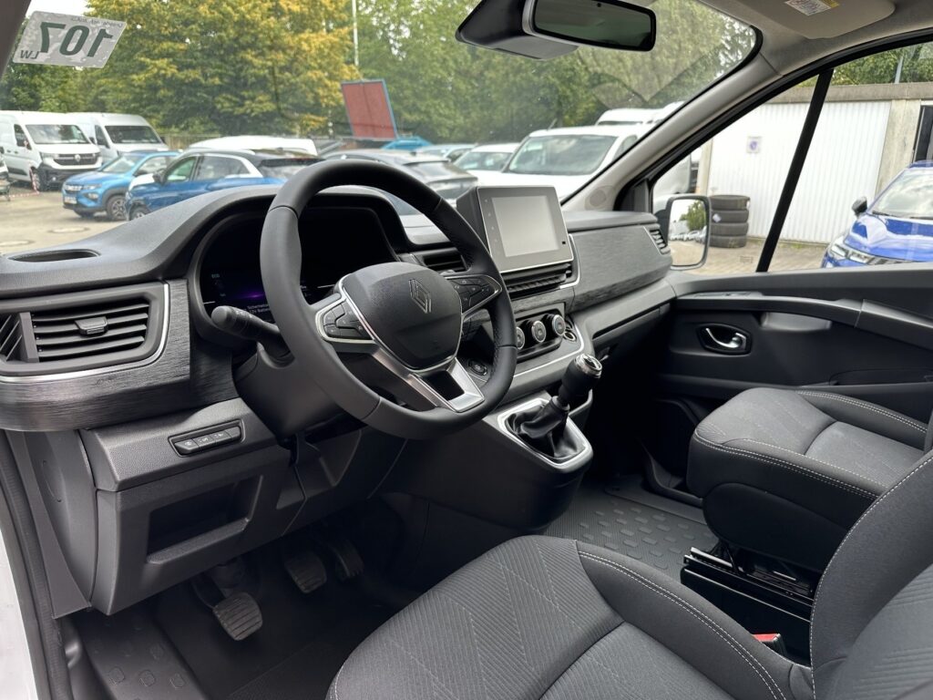 Renault Trafic Exposé-Bild 33