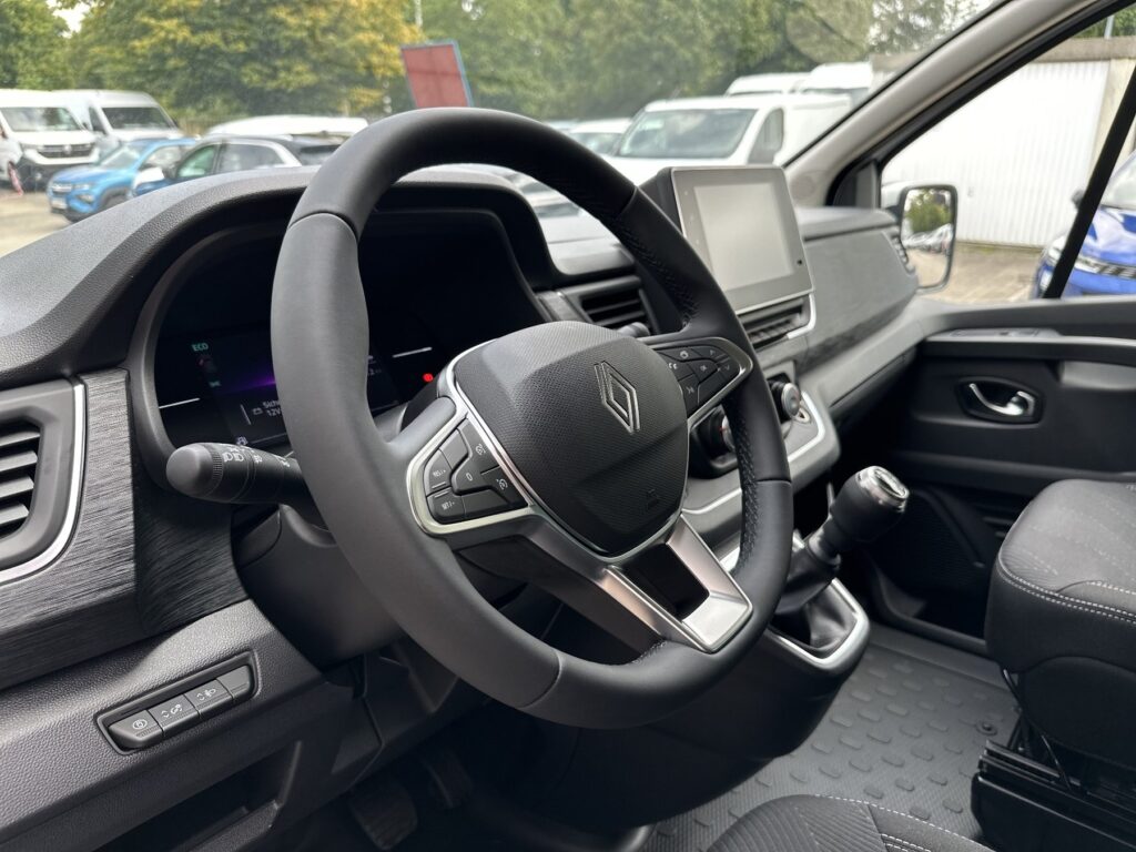 Renault Trafic Exposé-Bild 34