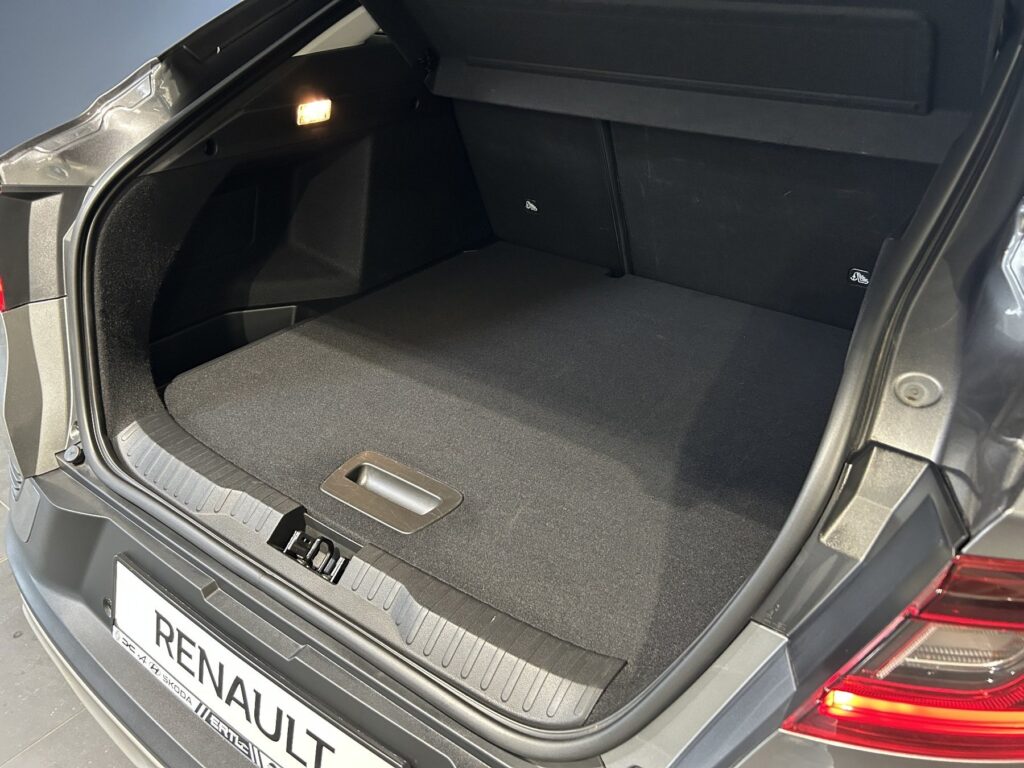 Renault Arkana Exposé-Bild 12