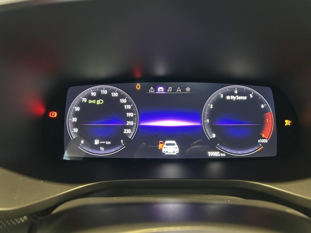 Renault Arkana Exposé-Bild 18