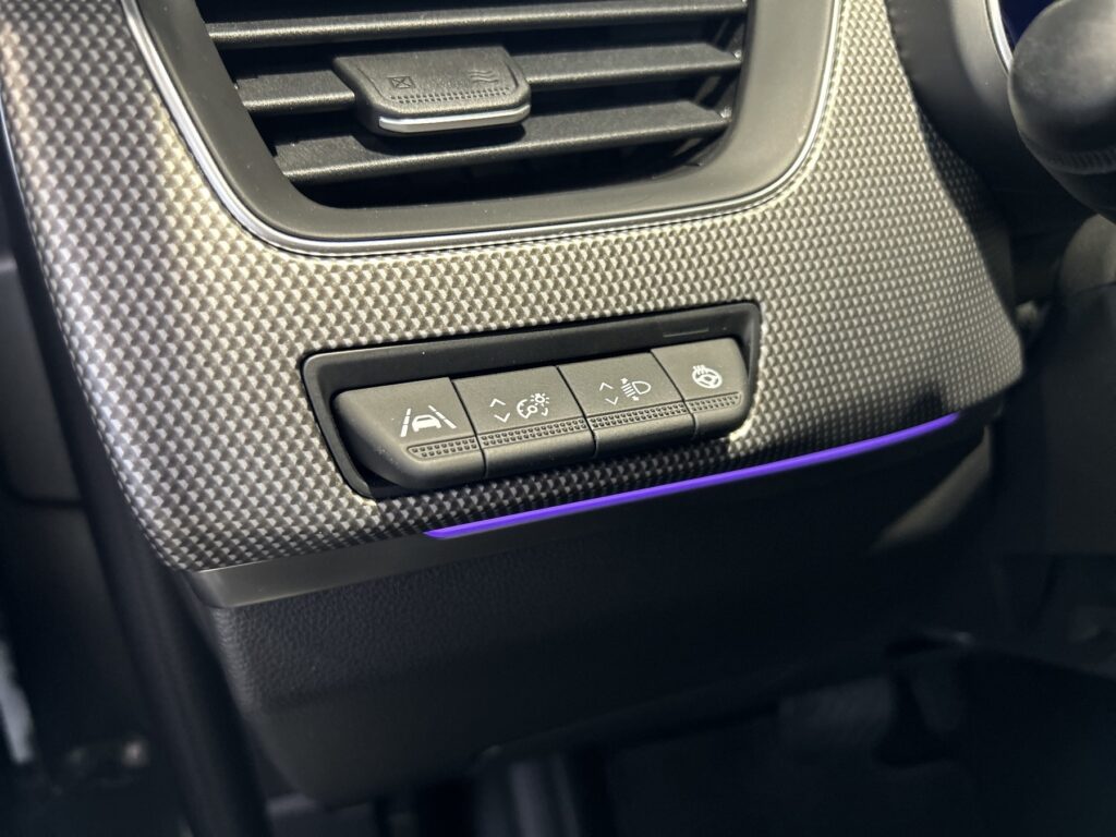 Renault Arkana Exposé-Bild 22